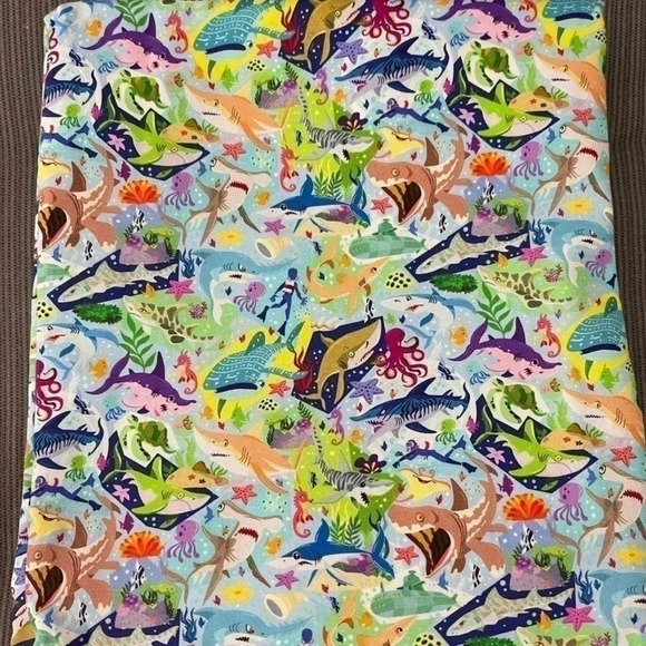 Tiny Scale Jawesome - CW - 2 continuous yards NEW - Picture 1 of 4